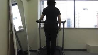 [施術事例] 40代 股関節唇損傷 杖